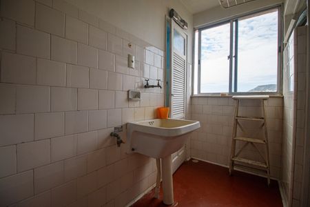 Apartamento à venda com 70m², 2 quartos e sem vagaÁrea de Serviço