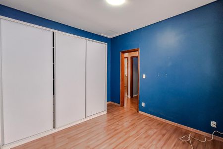 Casa à venda com 333m², 3 quartos e 5 vagasQuarto 3