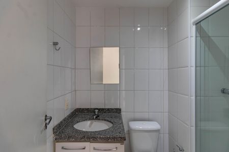 Apartamento à venda com 58m², 2 quartos e 1 vaga Apartamento à venda com 58m², 2 quartos e 1 vagaBanheiro