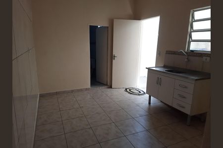 Casa à venda com 220m², 6 quartos e 2 vagas Casa à venda com 220m², 6 quartos e 2 vagasCozinha