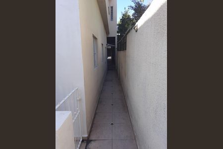 Casa à venda com 220m², 6 quartos e 2 vagas Casa à venda com 220m², 6 quartos e 2 vagasÁrea externa