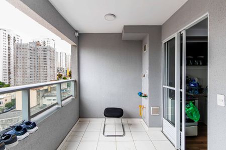 Apartamento à venda com 34m², 1 quarto e sem vaga Apartamento à venda com 34m², 1 quarto e sem vagaVaranda