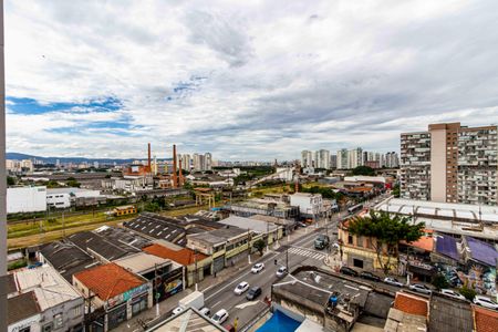 Apartamento à venda com 34m², 1 quarto e sem vaga Apartamento à venda com 34m², 1 quarto e sem vagaVaranda