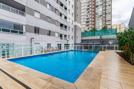 Apartamento à venda com 34m², 1 quarto e sem vaga Apartamento à venda com 34m², 1 quarto e sem vagaÁrea comum - Piscina