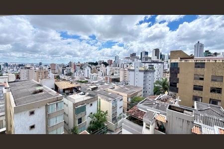 Apartamento à venda com 2 quartos, 60m² em Anchieta, Belo Horizonte