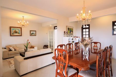 Sala de casa à venda com 3 quartos, 300m² em Mangabeiras, Belo Horizonte