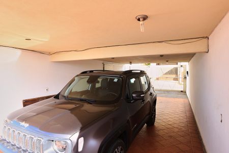 Casa à venda com 300m², 4 quartos e 4 vagasGaragem