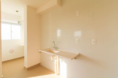 Apartamento para alugar com 40m², 2 quartos e 1 vaga Apartamento para alugar com 40m², 2 quartos e 1 vagaCozinha e Área de Serviço