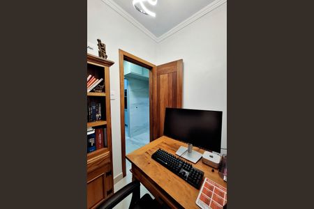 Apartamento à venda com 77m², 2 quartos e sem vagaEscritório