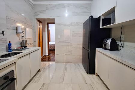 Apartamento à venda com 77m², 2 quartos e sem vagaCozinha