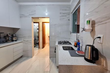 Apartamento à venda com 77m², 2 quartos e sem vagaCozinha