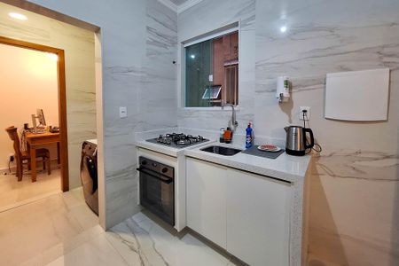 Apartamento à venda com 77m², 2 quartos e sem vagaCozinha