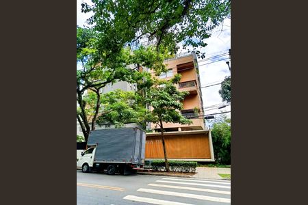 Apartamento à venda com 136m², 2 quartos e 2 vagas Apartamento à venda com 136m², 2 quartos e 2 vagasFachada