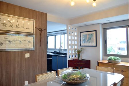Apartamento à venda com 136m², 2 quartos e 2 vagasSala de jantar