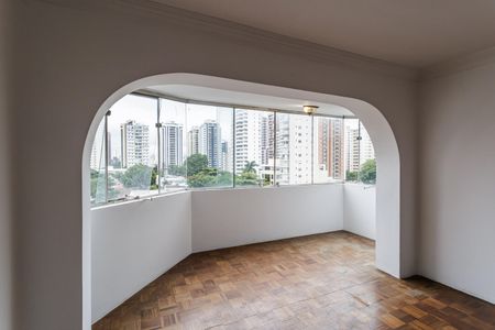 Apartamento à venda com 145m², 4 quartos e 2 vagasSala