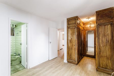 Apartamento à venda com 145m², 4 quartos e 2 vagasQuarto Suíte