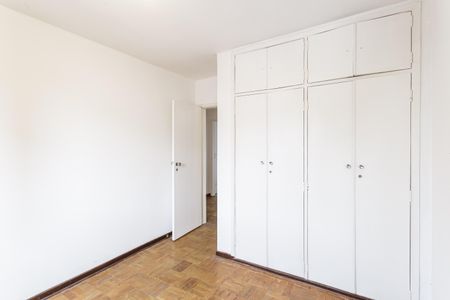 Apartamento à venda com 145m², 4 quartos e 2 vagasQuarto 2