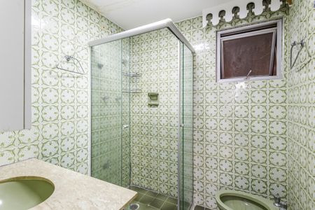 Apartamento à venda com 145m², 4 quartos e 2 vagasBanheiro da Suíte