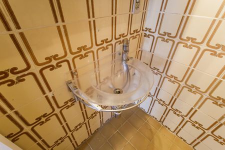 Apartamento à venda com 145m², 4 quartos e 2 vagasBanheiro Social