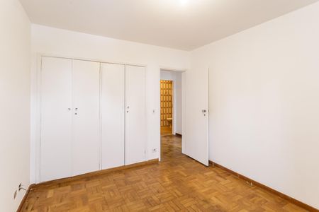 Apartamento à venda com 145m², 4 quartos e 2 vagasQuarto 3