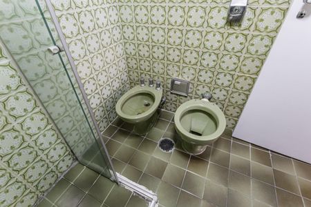 Apartamento à venda com 145m², 4 quartos e 2 vagasBanheiro da Suíte