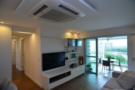 Sala de apartamento à venda com 3 quartos, 120m² em Barra da Tijuca, Rio de Janeiro