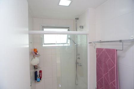 Apartamento à venda com 120m², 3 quartos e 2 vagasBanheiro Suíte Canadense