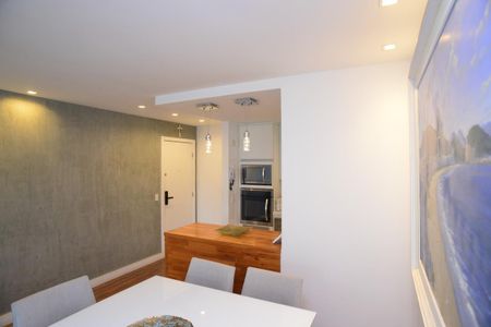 Apartamento à venda com 120m², 3 quartos e 2 vagasSala