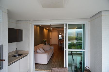 Apartamento à venda com 120m², 3 quartos e 2 vagasVaranda