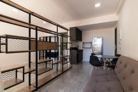 Sala/Cozinha de kitnet/studio para alugar com 1 quarto, 33m² em Cristo Rei, Curitiba