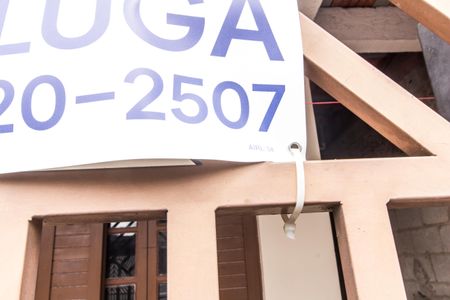 Casa para alugar com 40m², 1 quarto e sem vaga Casa para alugar com 40m², 1 quarto e sem vagaVista da Rua