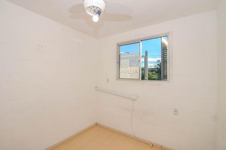 Quarto 2 de apartamento para alugar com 2 quartos, 40m² em Rubem Berta, Porto Alegre