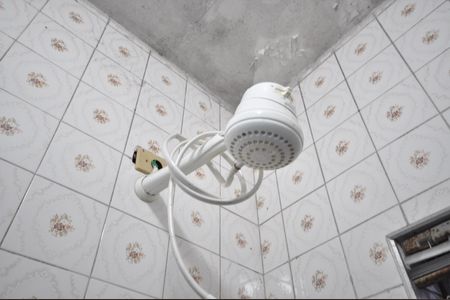 Banheiro 1 de casa à venda com 3 quartos, 212m² em Vila Ede, São Paulo
