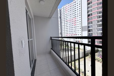 Apartamento para alugar com 39m², 2 quartos e sem vagaSacada