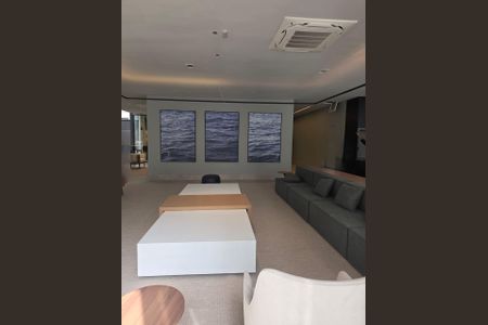 Apartamento à venda com 46m², 1 quarto e sem vagaÁrea externa
