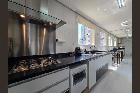 Apartamento à venda com 160m², 3 quartos e 3 vagas