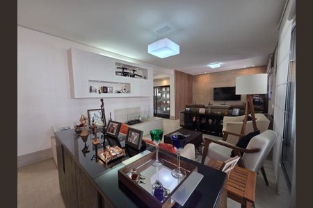 Apartamento à venda com 3 quartos, 160m² em Itaim Bibi, São Paulo