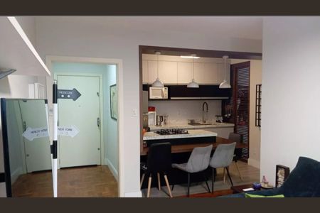 Sala de apartamento para alugar com 1 quarto, 49m² em Higienópolis, Porto Alegre