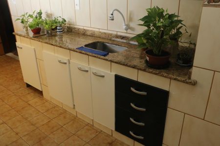 Cozinha - Armários de apartamento para alugar com 2 quartos, 85m² em Califórnia, Nova Iguaçu