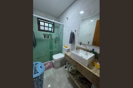 Casa à venda com 129m², 3 quartos e 1 vagaBanheiro 4