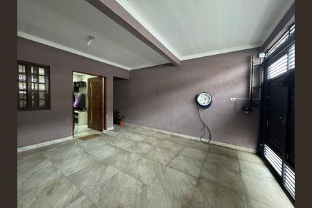 Casa à venda com 129m², 3 quartos e 1 vagaGaragem