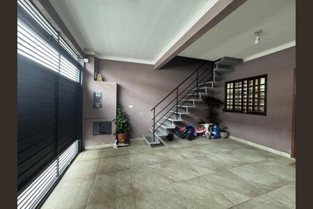 Casa à venda com 129m², 3 quartos e 1 vagaGaragem