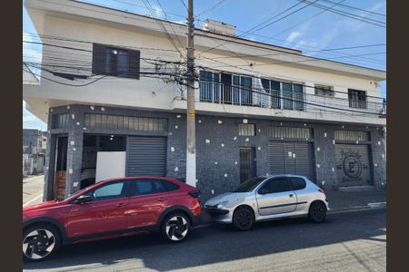 Casa para alugar com 454m², 5 quartos e 4 vagas Casa para alugar com 454m², 5 quartos e 4 vagasFachada