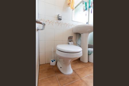 Casa para alugar com 454m², 5 quartos e 4 vagas Casa para alugar com 454m², 5 quartos e 4 vagasBanheiro