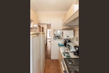 Casa para alugar com 454m², 5 quartos e 4 vagas Casa para alugar com 454m², 5 quartos e 4 vagasCozinha