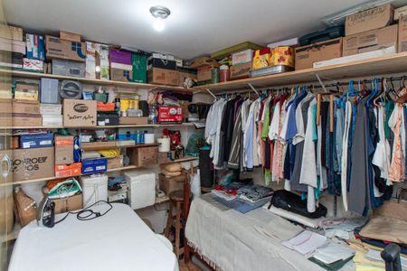 Casa para alugar com 454m², 5 quartos e 4 vagas Casa para alugar com 454m², 5 quartos e 4 vagasÁrea de Serviço