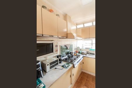 Casa para alugar com 454m², 5 quartos e 4 vagas Casa para alugar com 454m², 5 quartos e 4 vagasCozinha