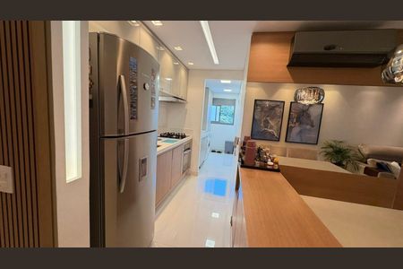 Apartamento à venda com 93m², 3 quartos e 2 vagasCozinha