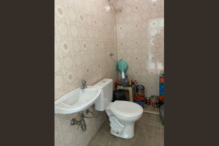 Casa à venda com 116m², 2 quartos e 2 vagasBanheiro Externo