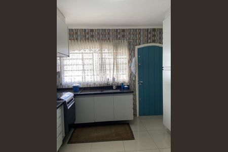 Casa à venda com 116m², 2 quartos e 2 vagasCozinha